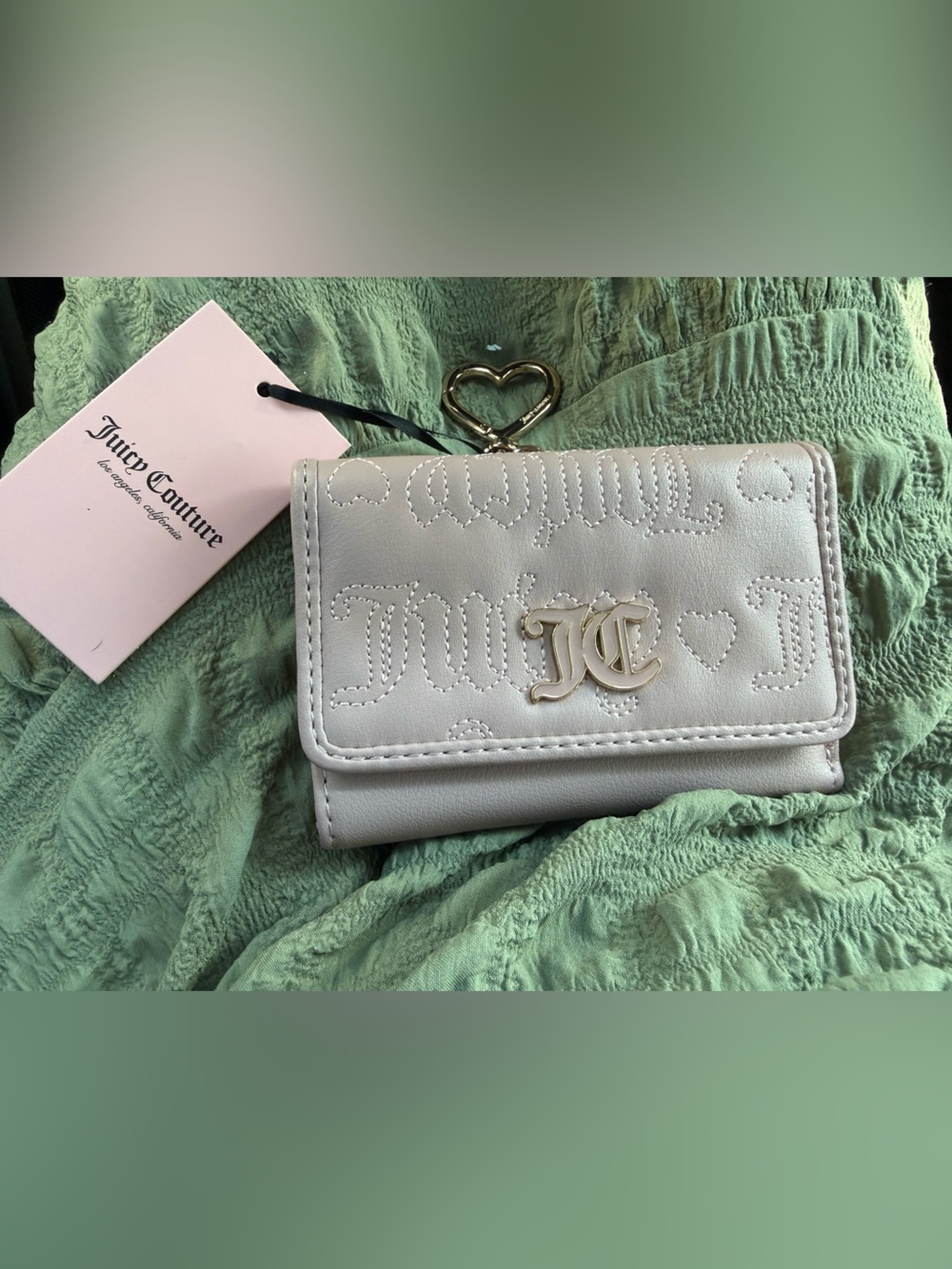 Juicy Couture White Wallet with Gold Heart Keyring
